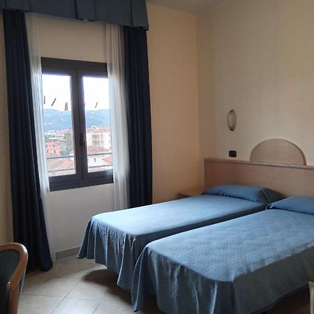 Hotel Europa San Bartolomeo Al Mare Esterno foto