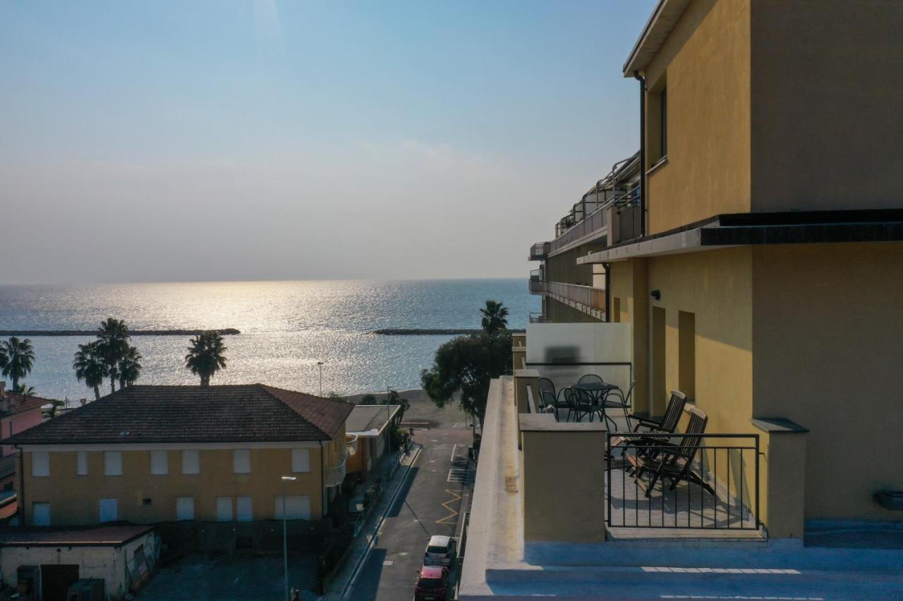 Hotel Europa San Bartolomeo Al Mare Esterno foto