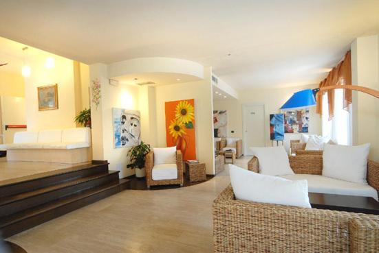 Hotel Europa San Bartolomeo Al Mare Esterno foto